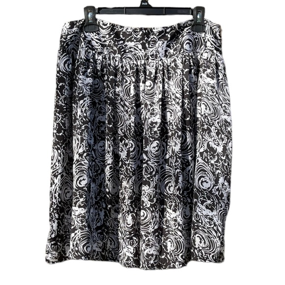 Peter Nygard Floral Skirt Size 10 - Picture 2 of 9